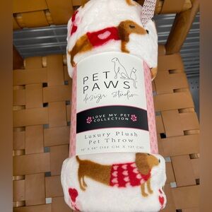 Valentine Dogs Dachshund Heart Sweaters Plush Holiday Throw blanket 40”x50” NWT